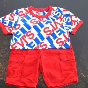 Levi's Outfit (Size 7 T-shirt, 6-7 shorts)